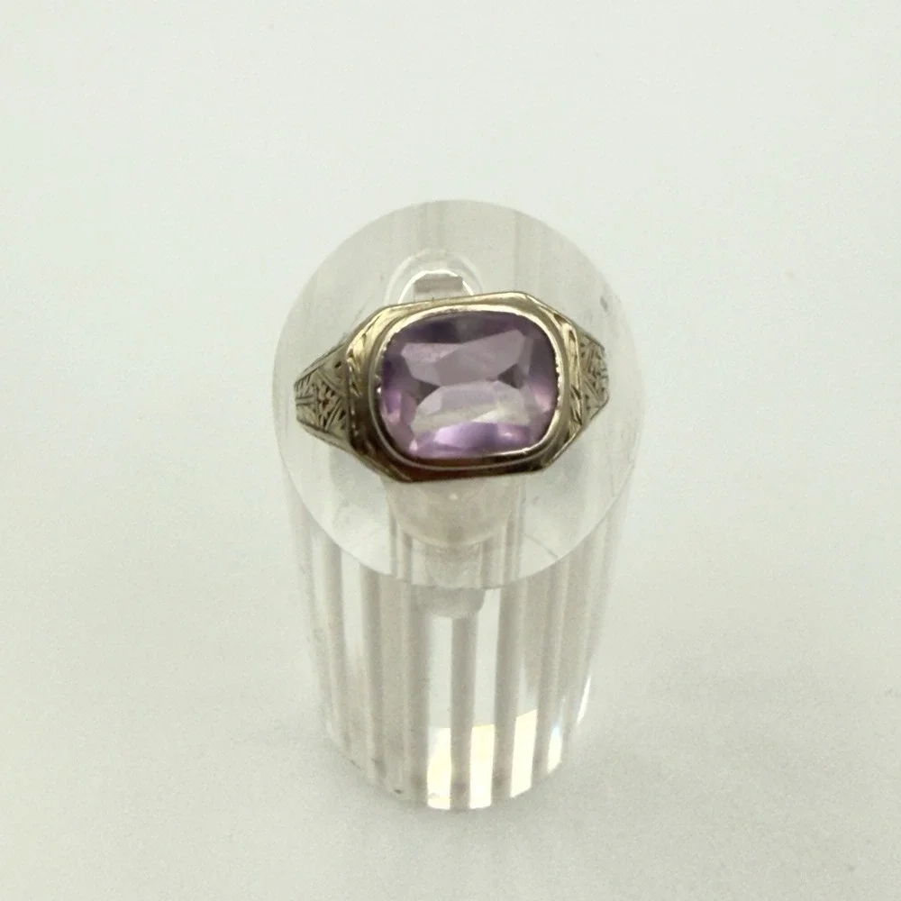 Cushion Cut Purple Stone Ring Engraved Silver Tone Art Deco Style Size 6.5 4.95g